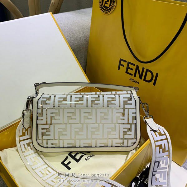FENDI女包 最新baguette 透明系列 36018B99 中號 芬迪斜跨女包  fdz2149